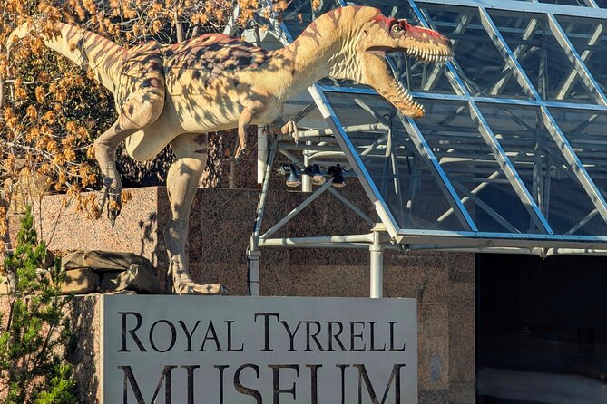 1 Day Drumheller Private Group Custom Tour: Calgary to Badlands - Inside the World’s Largest Dinosaur: 86 feet and 106 stairs