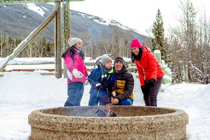 1 Hour Shared Winter Sleigh Ride Experience in Kananaskis - Boundary Ranch in Kananaskis: the cozy start
