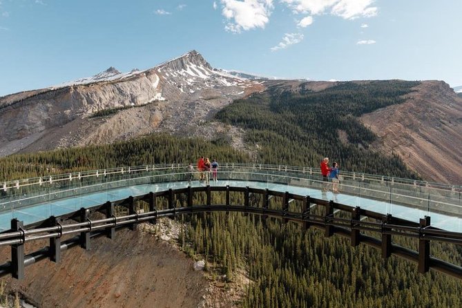 3-Day Glacial Tour package, Columbia Icefield, Jasper, LakeLouise - Day 3: Lake Louise, Moraine Lake Permit Season, Yoho’s Emerald Lake, and Natural Bridge