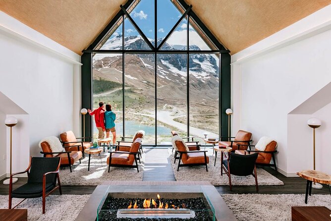 5 Day Rockies Mountains and Glaciers Tour, Icefield Parkway Hotel - Calgary Start: Easy Arrival and a Helpful First Day Orientation