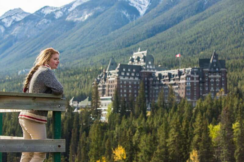 Banff: Gondola Cave Basin, Johnston Canyon & Lake Minnewanka - Hot springs time, or Cave and Basin: your seasonal decision