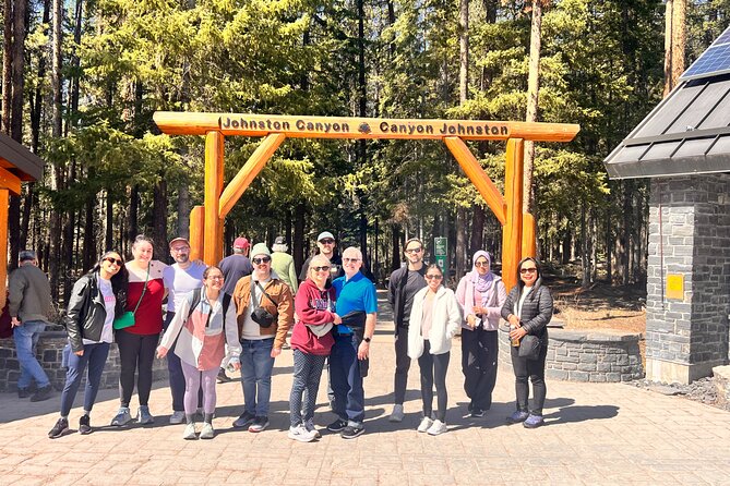 Banff Town ,Lake Louise, Moraine , Emerald & Johnston Canyon Tour - Lake Louise Village and Lake Louise itself: two stops, not one