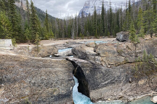 Banff Yoho Parks | Lake Louise | Moraine | Emerald - PRIVATE - Stop-by-stop: what you’ll see at every highlight