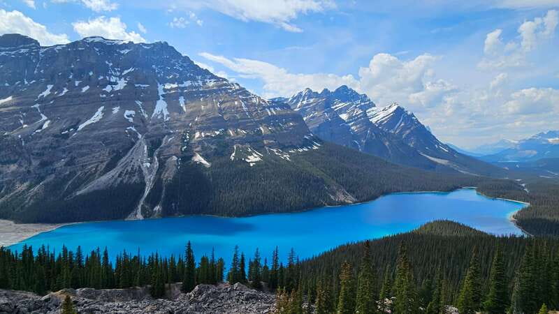 Calgary: 2-Day Banff National Park Highlights Summer Tour - The small-group difference: when up to 10 really matters