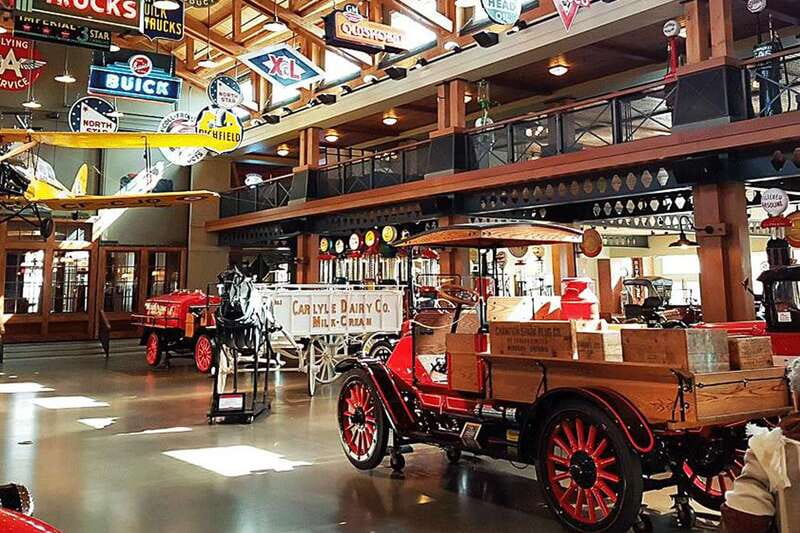 Calgary: 3.5-Hour Bus City Tour with Gasoline Alley Museum - Scotsman’s Hill plus a second viewpoint stop for real skyline photos
