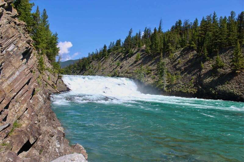 Calgary/Canmore: Lake Louise, Moraine Lake, & Banff Day Tour - Practical tips I’d use to make your day smoother