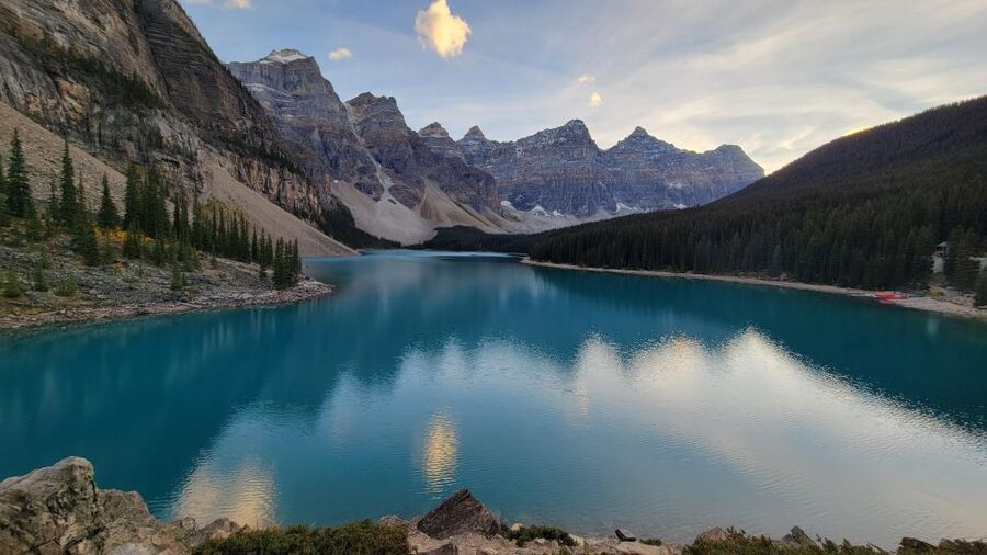 Calgary: Glaciers, Mountains, Lakes, Canmore and Banff Tour - Peyto Lake Lookout: why the upgraded viewpoint matters