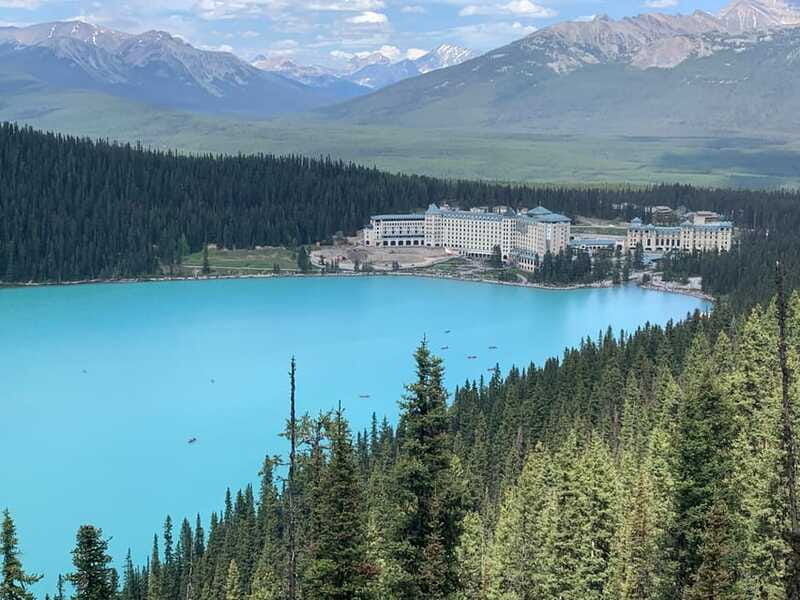 Calgary: Lake Louise, Moraine Lake, & Emerald Lake Tour - How the timing works: quick stops, good coverage, and tight edges