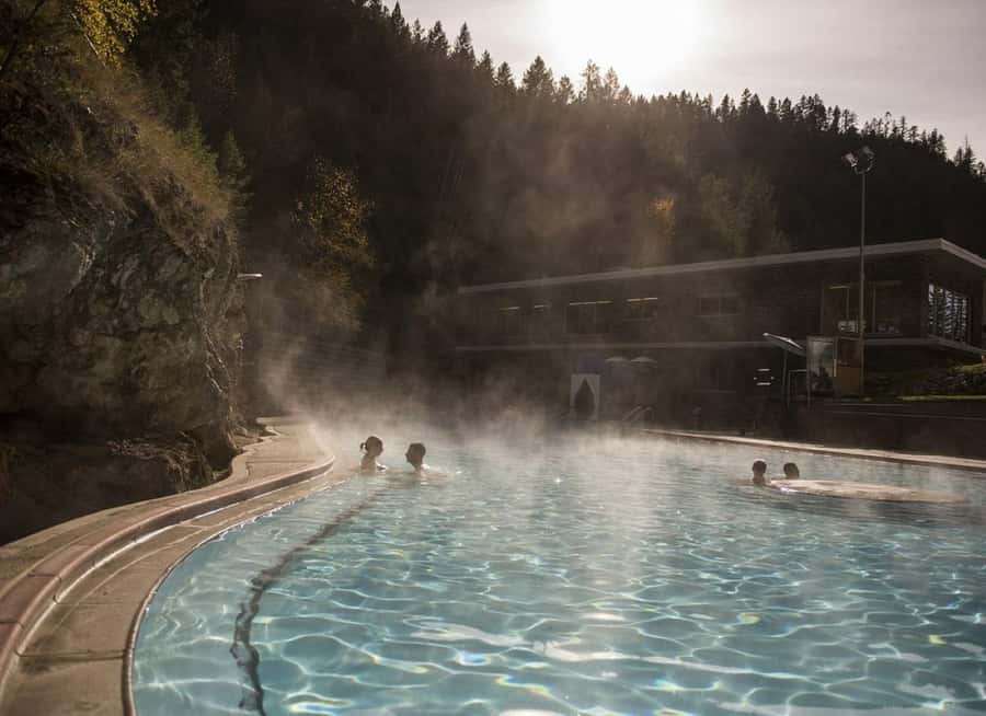 Calgary: Radium Hot Springs & Marble Canyon Day Trip - What the Guide Does (and Why YG Gets Mentioned)