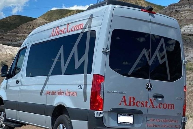 Calgary YYC Airport to Lake Louise – Private Shuttle - Booking flow: easy steps, then a confirmation you can rely on
