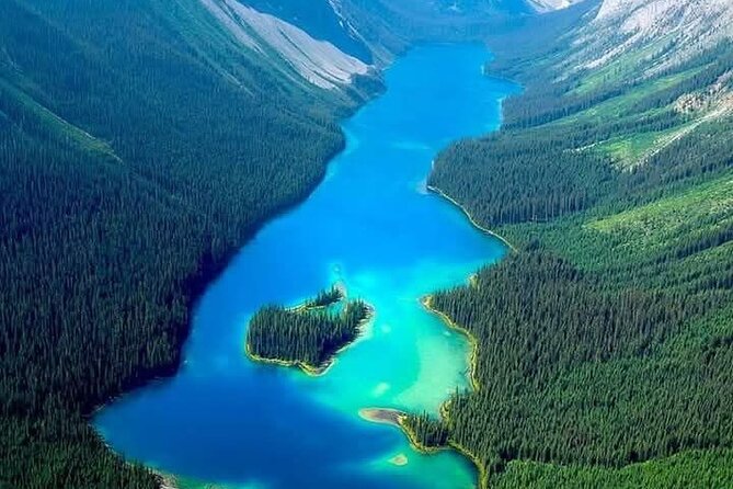 Columbia Icefield, Crowfoot Glacier and Bow ,Peyto Lake Tour - Crowfoot Glacier and Bow Lake: quick glacier drama