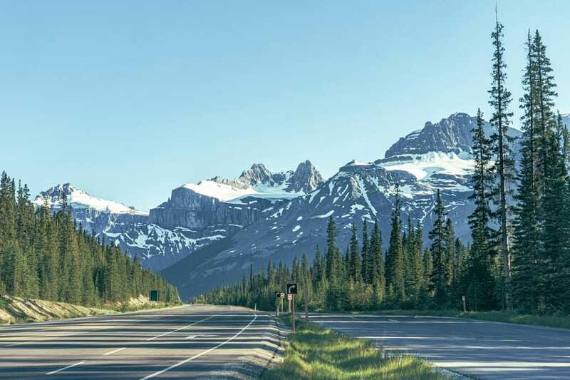 Columbia Icefield, Peyto Lake, Bow Lake Discovery Tour - Ice Explorer on Athabasca Glacier: worth it, but plan the add-on