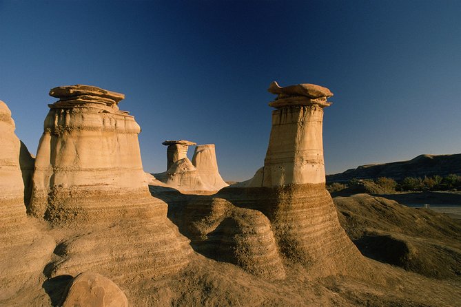 Drumheller and Badlands Full-Day Tour with a Small Group - A Full-Day Loop Through Drumheller’s Weird Wonders
