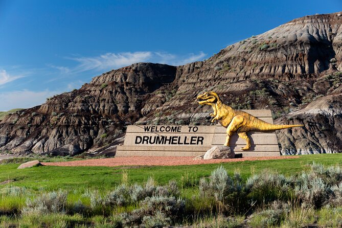 Drumheller and Badlands Full-Day Tour with a Small Group - Royal Tyrrell Museum: Two Hours That Go Fast