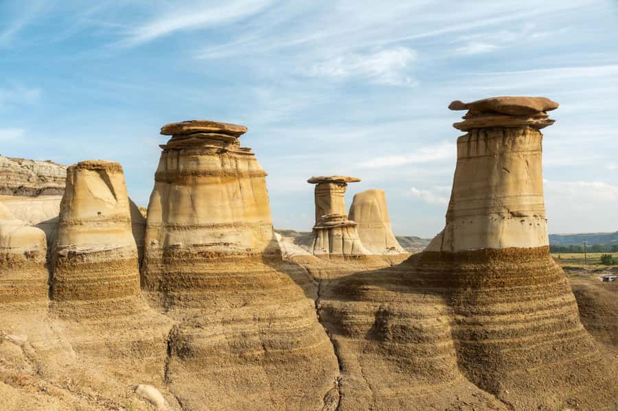 Drumheller: Dinosaurs, Canyons, & Hoodoos Day Tour - Horseshoe Canyon: a short hike in a natural amphitheater
