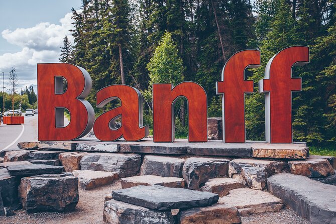 Explore Banff’s Wonders: Lake Louise, Moraine Lake, and Beyond - Why This 9–10 Hour Banff Day Works Better Than DIY