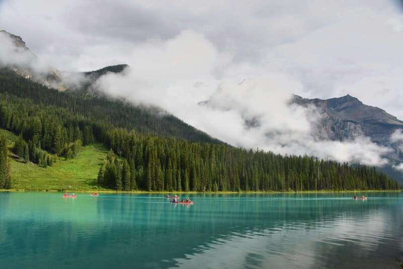 From Calgary: Banff, Moraine Lake and Lake Louise Tour - Ten hours of Rockies: what this Calgary-to-lakes tour really gives you