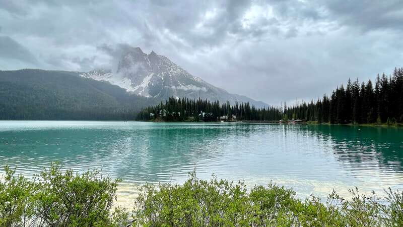 From Calgary: Banff & Yoho National Parks Private Day Tour - Moraine Lake Ten Peaks Views: Photography Time That Feels Fair