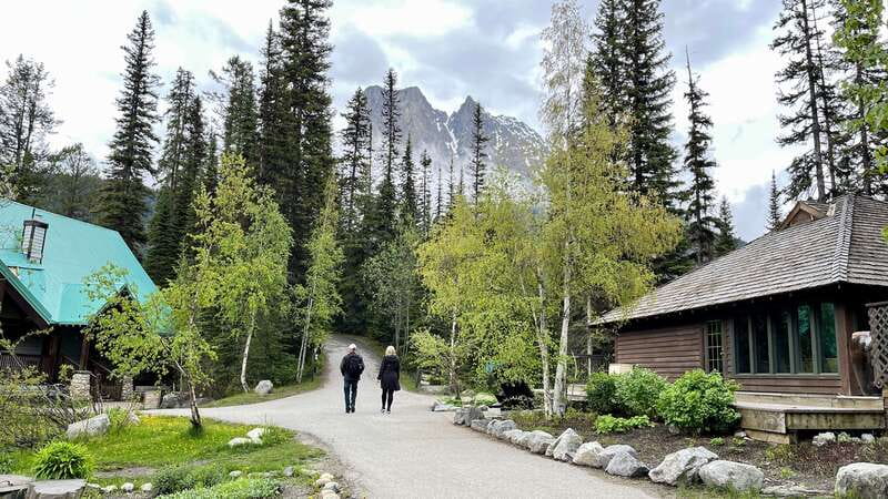 From Calgary: Banff & Yoho National Parks Private Day Tour - Natural Bridge: Kicking Horse River Geology in One Sharp Stop