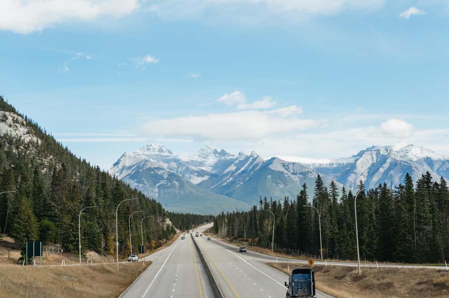 From Calgary: Private Banff National Park Day Trip - The lakes beyond the headlines: Lake Minnewanka and Two Jack Lake