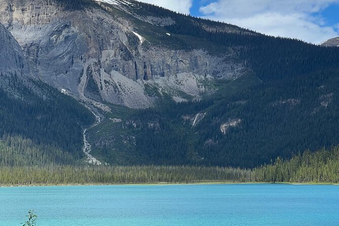 Lake Louise, Moraine Lake, Peyto Lake, Crowfoot, Johnston Canyon - Lake Louise: the classic emerald moment plus a lunch pause