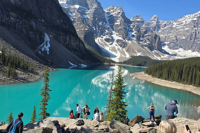 Moraine Lake and Lake Louise Half Day Tour - Moraine Lake: Valley of the Ten Peaks in a Limited Time Window