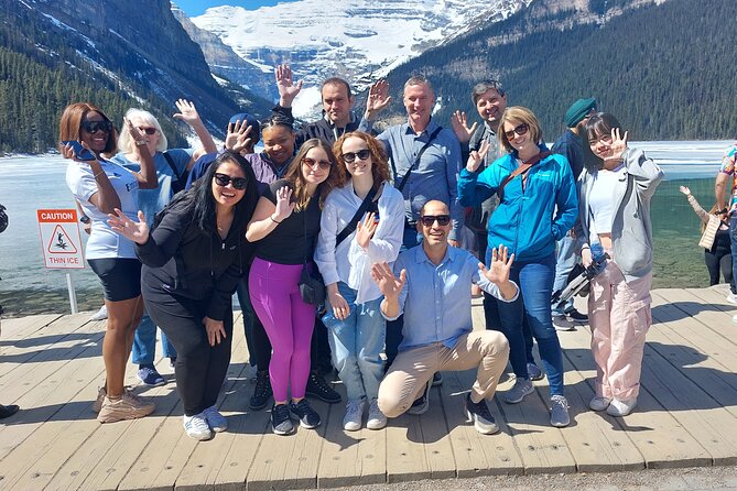 Moraine Lake and Lake Louise Tour from Calgary - Canmore - Banff - A Calgary-to-Banff Day That Actually Uses the Day