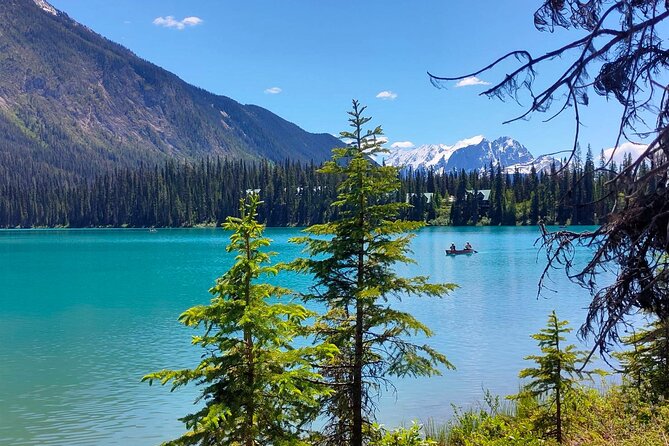 Moraine Lake Lake Louise Emerald Lake Banff Town & Natural Bridge - Moraine Lake: go on the right dates or you’ll miss it