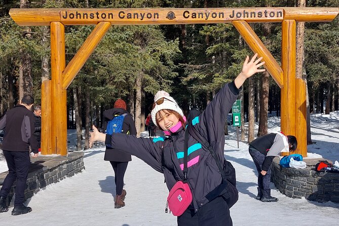 Moraine Lake, Lake Louise, Emerald Lake, Marble Canyon,Banff tour - Banff photo stops: Bow Falls, Surprise Corner, and the Lake Minnewanka alternative