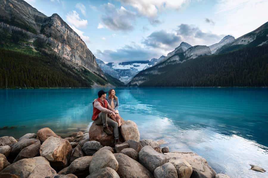 Moraine Lake Louise Emerald Johnston Canyon Banff Yoho Tour - From Calgary to the Rockies: how this day tour really works