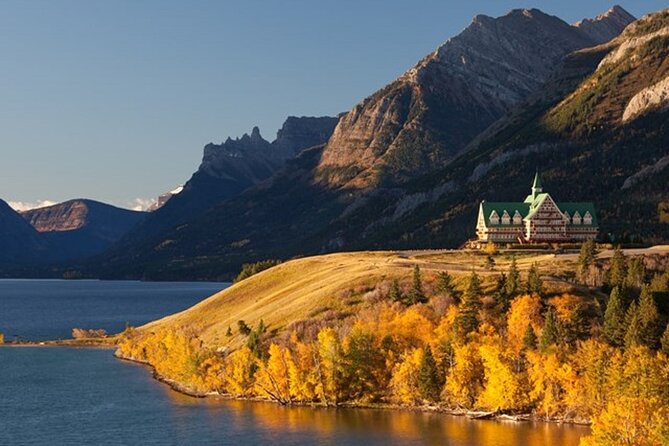Waterton Lakes National Park Scenic Day Tour from Calgary - Waterton townsite lunch break: smart timing beats choice overload