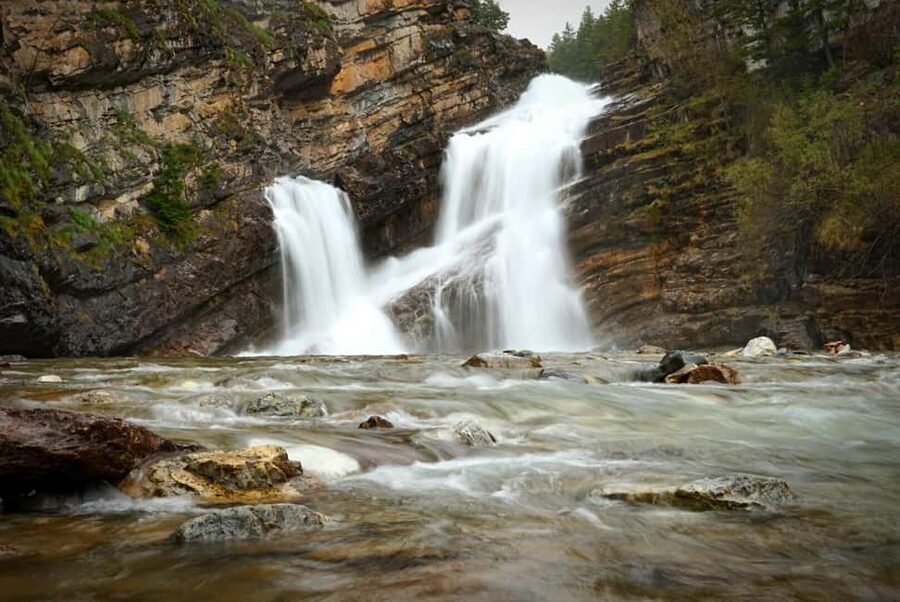 Waterton National Park: Lakes & Mountains Day Tour - Who this tour suits best (and who should rethink it)