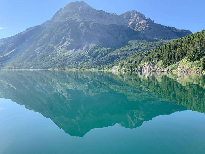 Waterton: Waterton Lakes National Park Tour from Calgary - Coach comfort, group pacing, and the reality of a single-day schedule